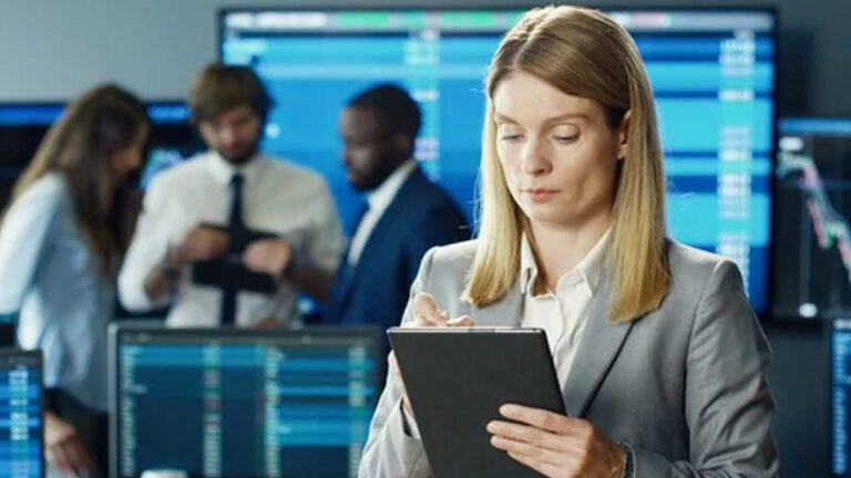 borsada rekor serisi tam gaz iste ayin en cok kazandiran hisseleri TdBBExJE