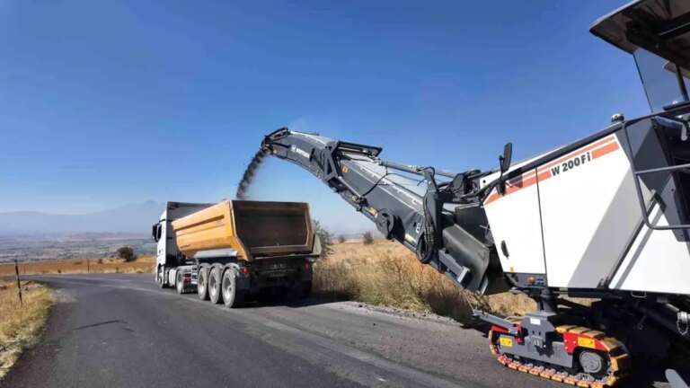 kayseri buyuksehir belediyesinden kirsal uzerine 30 milyon tllik yol yenileme projesi z7wmJ8r4