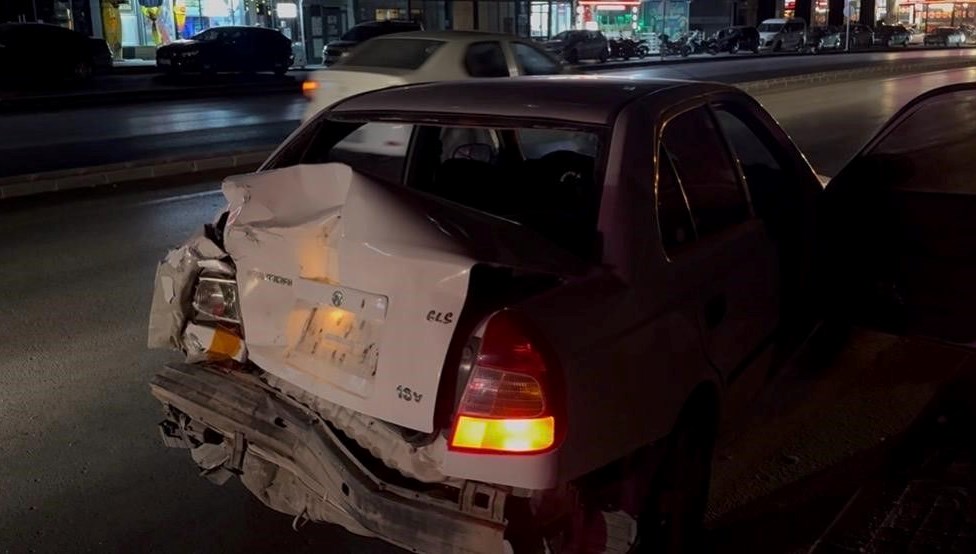 nigde bor otoyolunda trafik kazasi 6mBLDdOZ