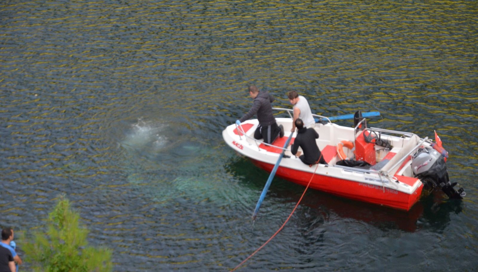 otomobil kizilirmaka uctu anne ile cocugu oldu baba yarali caPdEIsW