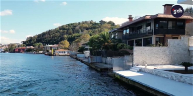 chpli uskudar belediyesi ozel mulk icin sahil yolunu kapatti aw9z9e9S.jpg