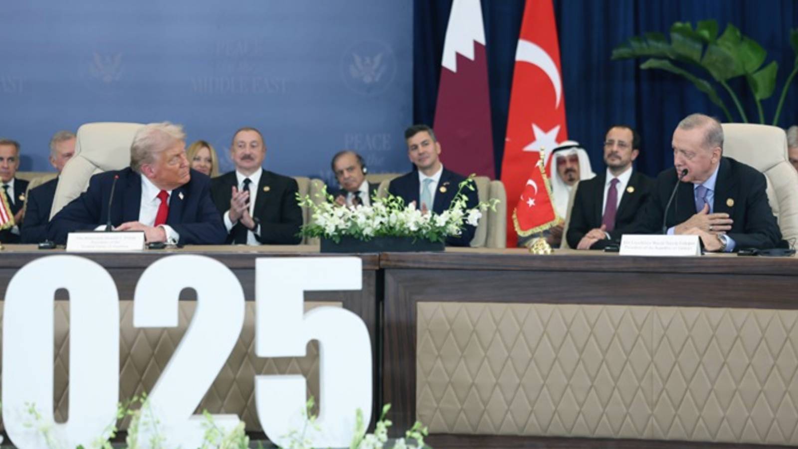 ertugrul ozkok dun o gurur tablosunu seyrederken bir turkiye vatandasi olarak icinizden sunlar gecmedi mi 4FJikXWJ.jpg