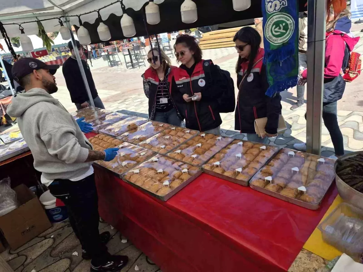 eskisehirdeki gastro fest ve mihlama festivalinde gida denetimleri yapildi XW1u8HIa.jpg