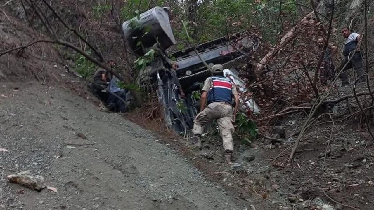 hatayda feci kaza yol acarken ucuruma yuvarlandi dGawPmes