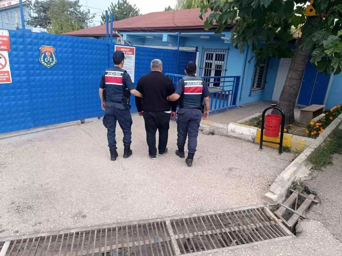 kastamonuda 28 aranan sahis yakalandi PMRMGFv1.jpg