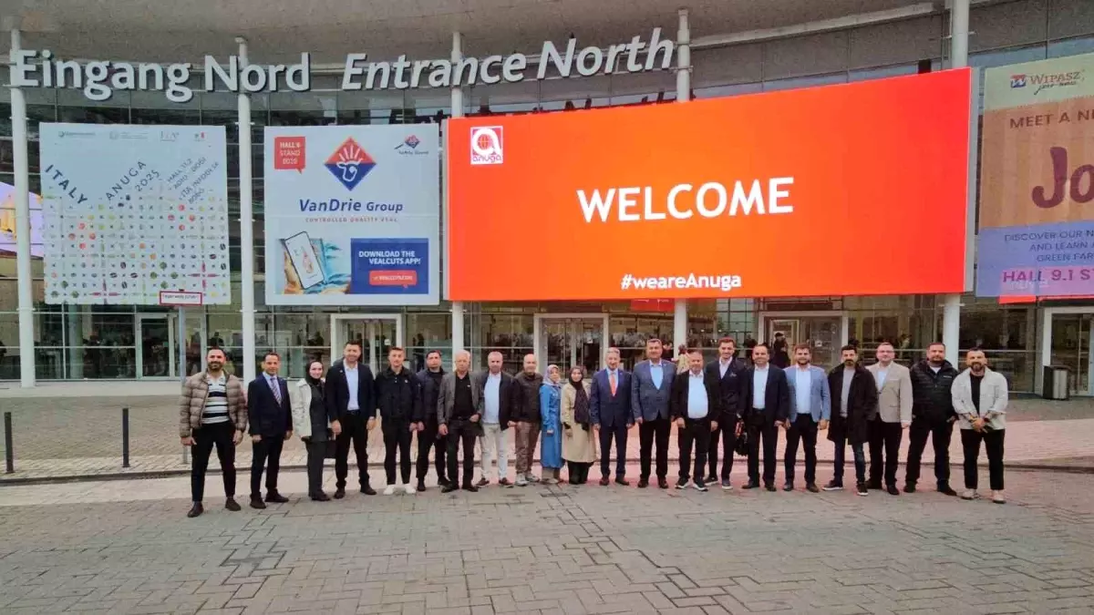 nto anuga fuarinda yoresel urunleri tanitiyor JRW6R2fF