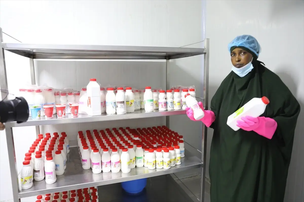 somali kadinlari gucleniyor BRiT5IWU