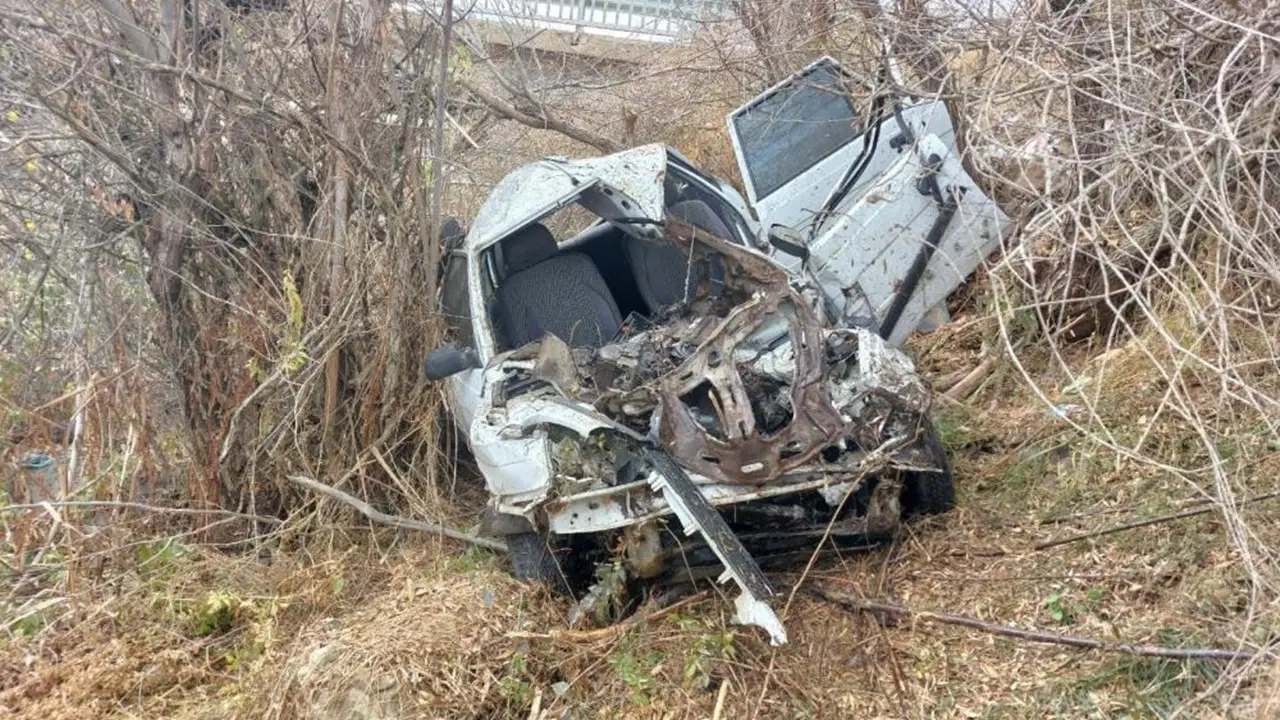 feci kaza anne oldu oglu agir yaralandi Odd1i8bu.jpg