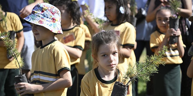 mebden tum okullara talimat 10 kasim ve 11 kasimda fidan dikimi yapilacak XLtSWQ5f.jpg
