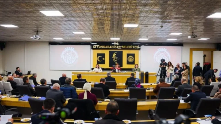afyonkarahisar-belediye-meclisinde-cogunluk-hangi-partide-afyonkarahisar-belediyesi-meclis-uyesi-dagilimi-JS4Lmxgx