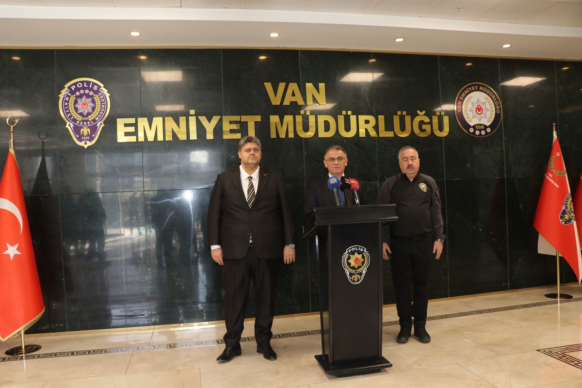 Bolivya’da Protestolar Devam Ederken İki Bakan İstifa Etti