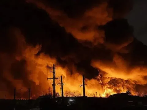 Abd yeni saldiri dalgasi baslatti iranda patlama sesleri uRq2uBFM